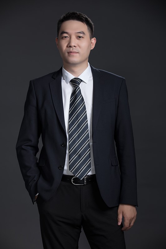 <strong>郑祥</strong>-高级合伙人